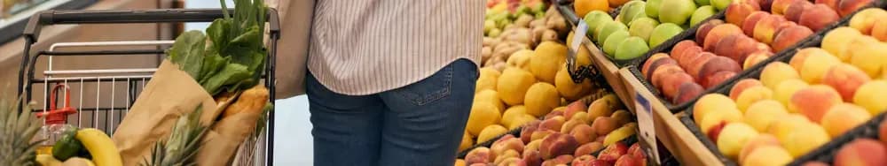 grocery store customer journey: editorial photo